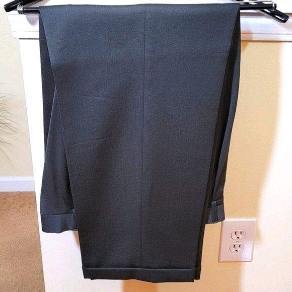 Albert Nipon Double Breasted Suit - Picture 12 of 12